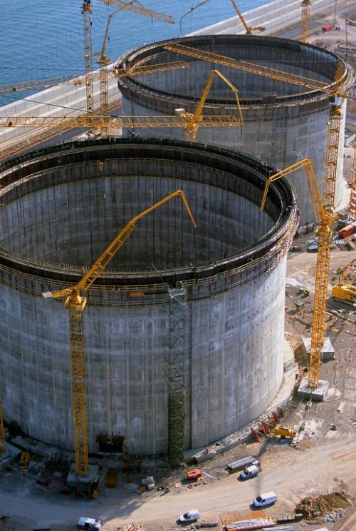 Torres hormigonado (245 ECH). Planta Regasificadora